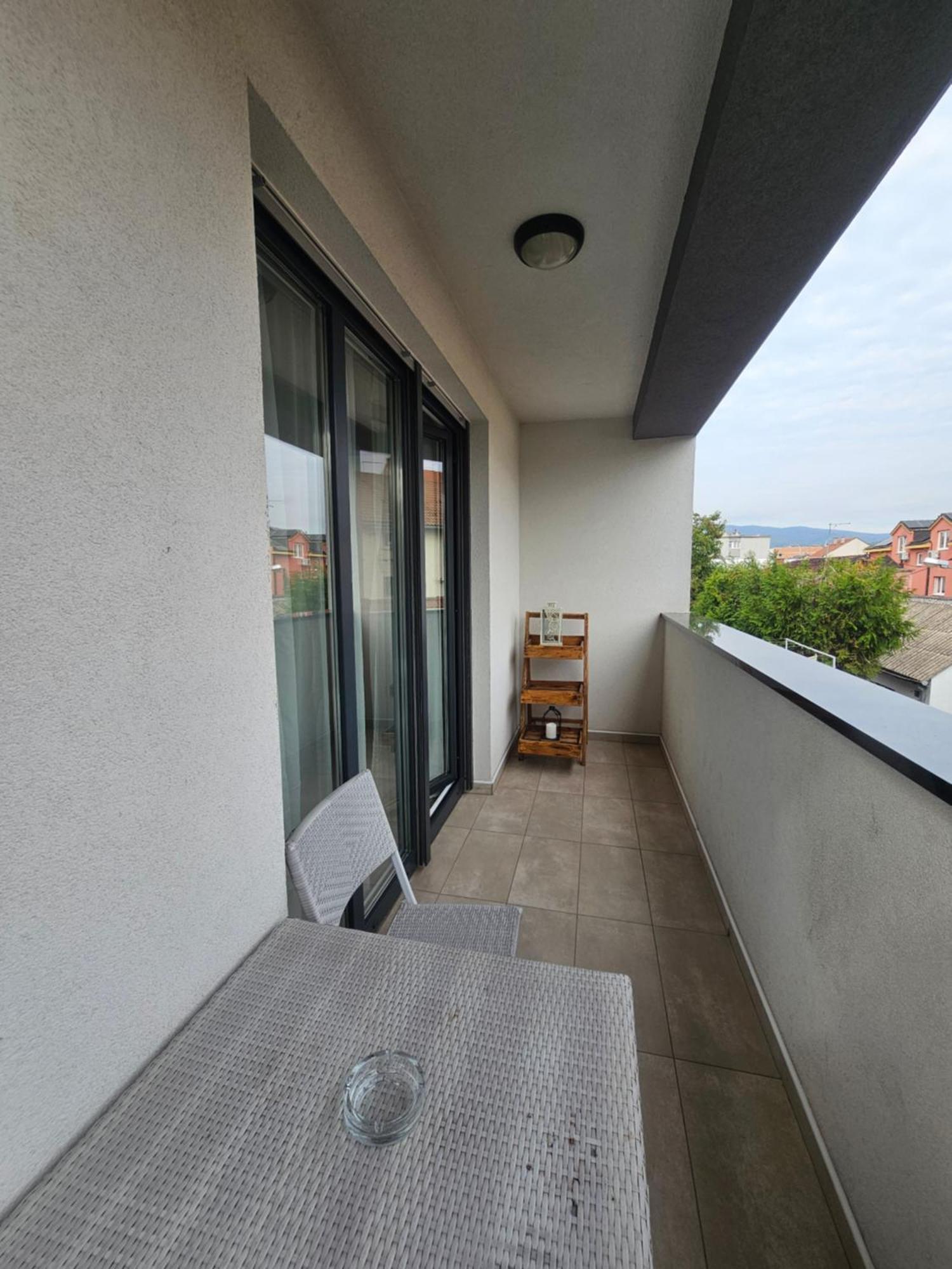 Agram Apartment *
